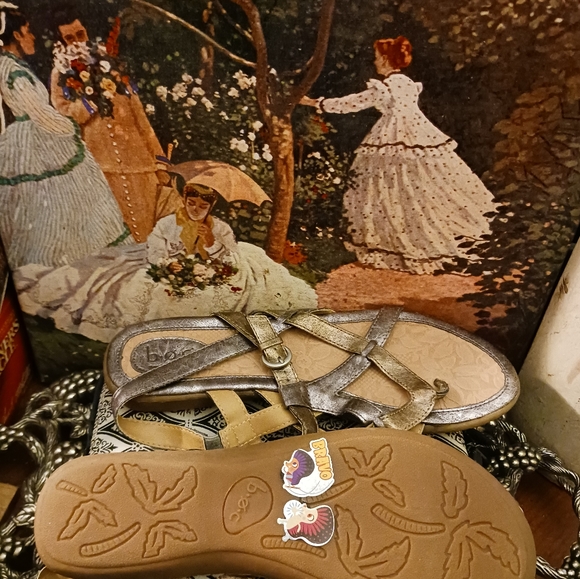 👡Boc Born Concept Lady Size 11 Bronze Silver Ankle Strap Flat Gladiator Sandal - Picture 9 of 11